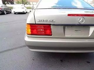 1990 Mercedes-Benz 300 SL WDBFA61E2LF004782 in Pawtucket, RI 7