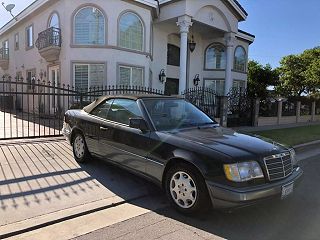 1994 Mercedes-Benz E-Class E 320 VIN: WDBEA66E7RC134829