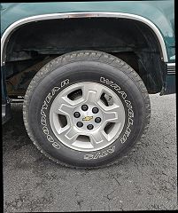 1996 Chevrolet Tahoe  3GNEK18R7TG167620 in Abingdon, VA 11