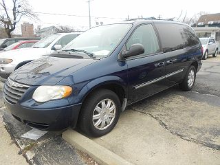 2005 Chrysler Town & Country Touring 2C4GP54LX5R421894 in Cincinnati, OH 2