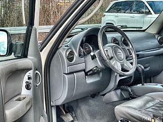 2006 Jeep Liberty Limited Edition 1J4GL58K06W141420 in Morgantown, WV 28