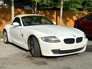2007 BMW Z4 3.0i VIN: 4USBU33517LW70133