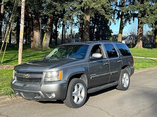 2008 Chevrolet Tahoe  VIN: 1GNFC13008R259038