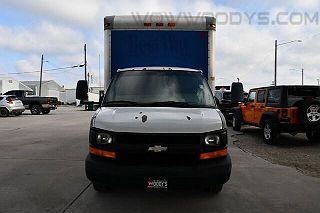 2009 Chevrolet Express 3500 1GBHG31K091168040 in Chillicothe, MO 3