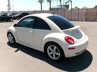 2010 Volkswagen New Beetle Final Edition 3VWRG3AG0AM027419 in Mesa, AZ 4