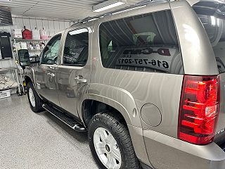 2013 Chevrolet Tahoe LT 1GNSKBE05DR136866 in Zeeland, MI 7