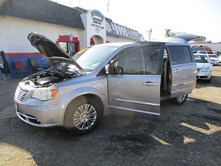 2013 Chrysler Town & Country Touring 2C4RC1CG8DR748066 in South El Monte, CA 19
