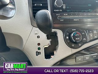 2013 Toyota Sienna LE 5TDKK3DC8DS397551 in Freeport, NY 17