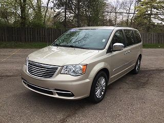 2014 Chrysler Town & Country  2C4RC1CG9ER311324 in Bloomfield Hills, MI 4