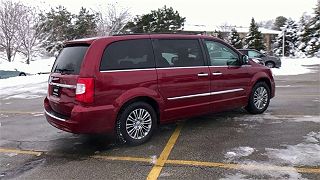 2014 Chrysler Town & Country Touring 2C4RC1CG2ER461212 in Des Moines, IA 3