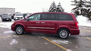 2014 Chrysler Town & Country Touring 2C4RC1CG2ER461212 in Des Moines, IA 8