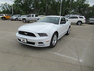 2014 Ford Mustang  1ZVBP8AM1E5327213 in Des Moines, IA 1