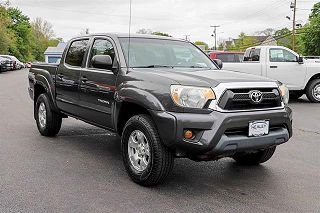 2014 Toyota Tacoma Base 3TMLU4EN7EM154674 in Beacon, NY 1