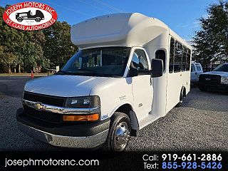 2015 Chevrolet Express 4500 1GB6G5BL1F1146019 in Raleigh, NC
