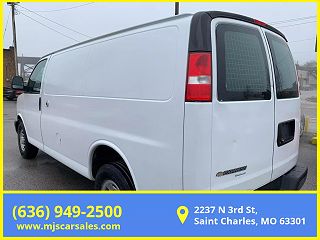 2015 Chevrolet Express 2500 1GCWGFCF5F1277495 in Saint Charles, MO 9