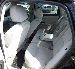 2015 Chevrolet Impala LT 2G1WB5E30F1118480 in Comstock Park, MI 11