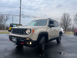 2015 Jeep Renegade Trailhawk ZACCJBCT2FPC09397 in Youngstown, OH 5