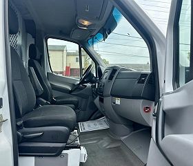 2015 Mercedes-Benz Sprinter 2500 WD3PE7DCXFP139933 in Temple Hills, MD 36