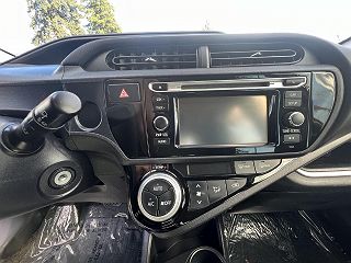 2015 Toyota Prius c Two JTDKDTB32F1577461 in Lynnwood, WA 16