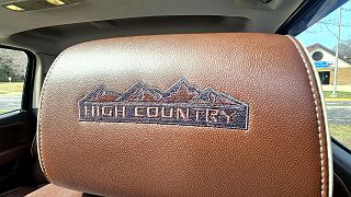 2016 Chevrolet Silverado 2500HD High Country 1GC1KXE84GF203115 in Sun Prairie, WI 17