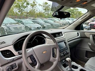 2016 Chevrolet Traverse LS 1GNKRFED1GJ338693 in Highland Park, MI 9