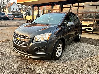 2016 Chevrolet Trax LS 3GNCJNSB0GL153164 in Cleveland, OH 10