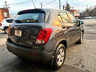 2016 Chevrolet Trax LS 3GNCJNSB0GL153164 in Cleveland, OH 5