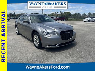 2016 Chrysler 300 Limited Edition 2C3CCAAG4GH189431 in Lake Worth, FL 2