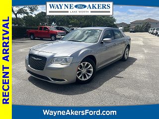 2016 Chrysler 300 Limited Edition 2C3CCAAG4GH189431 in Lake Worth, FL