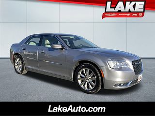 2016 Chrysler 300 Limited Edition 2C3CCARG0GH261696 in Lewistown, PA