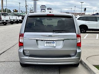 2016 Chrysler Town & Country Touring 2C4RC1BG3GR214706 in Ames, IA 4