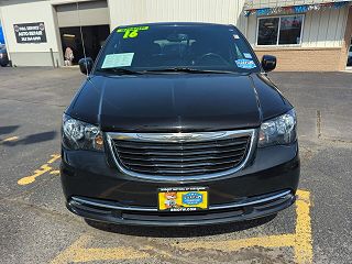 2016 Chrysler Town & Country S 2C4RC1HG7GR208222 in Racine, WI 3