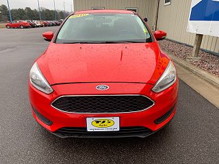 2016 Ford Focus SE 1FADP3F24GL357798 in Wisconsin Rapids, WI 3