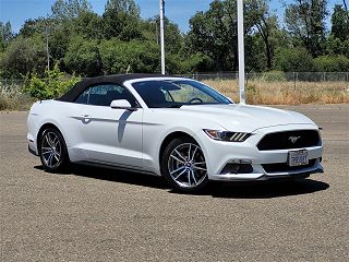 2016 Ford Mustang  VIN: 1FATP8UH2G5274469