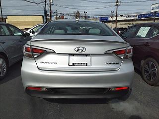 2016 Hyundai Sonata SE KMHE24L17GA039311 in Uniontown, PA 5