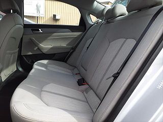 2016 Hyundai Sonata SE KMHE24L17GA039311 in Uniontown, PA 9