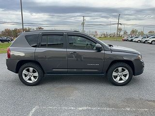 2016 Jeep Compass Latitude 1C4NJDEB3GD685604 in Martinsburg, WV 4