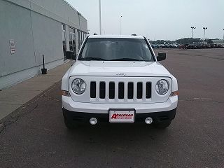 2016 Jeep Patriot Latitude 1C4NJRFB1GD598697 in Aberdeen, SD 3