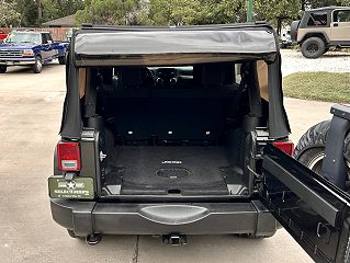 2016 Jeep Wrangler Rubicon 1C4BJWFG2GL328736 in League City, TX 8