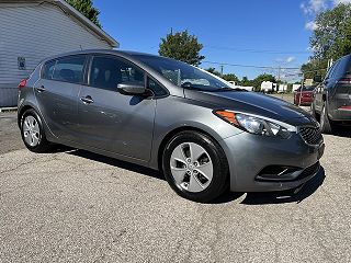 2016 Kia Forte5 LX VIN: KNAFK5A8XG5648882