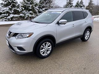 2016 Nissan Rogue SV 5N1AT2MV6GC885757 in Dubuque, IA 4