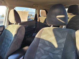 2016 Nissan Rogue SV 5N1AT2MN0GC759877 in Fairfield, CA 18