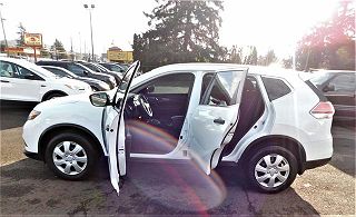 2016 Nissan Rogue S 5N1AT2MV1GC762948 in Portland, OR 11