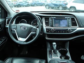 2016 Toyota Highlander XLE 5TDJKRFH8GS312073 in Erie, PA 19