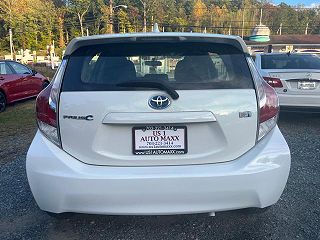 2016 Toyota Prius c One JTDKDTB39G1118946 in Stafford, VA 5
