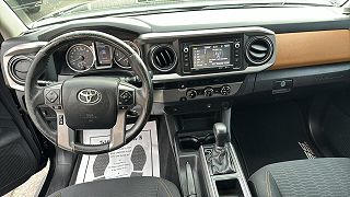2016 Toyota Tacoma SR5 5TFAZ5CN1GX014795 in Clovis, CA 10