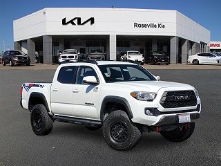 2016 Toyota Tacoma TRD Off Road 3TMCZ5ANXGM039454 in Roseville, CA 1