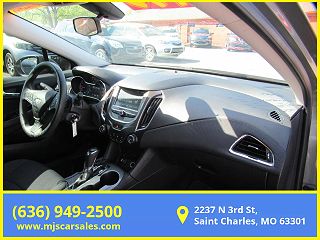 2017 Chevrolet Cruze LT 3G1BE5SM2HS566570 in Saint Charles, MO 18