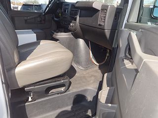 2017 Chevrolet Express 3500 1GCZGGFG4H1164342 in Hamilton, OH 10