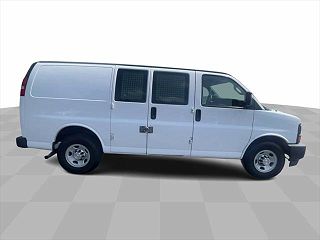 2017 Chevrolet Express 2500 1GCWGAFF8H1104488 in Painesville, OH 9